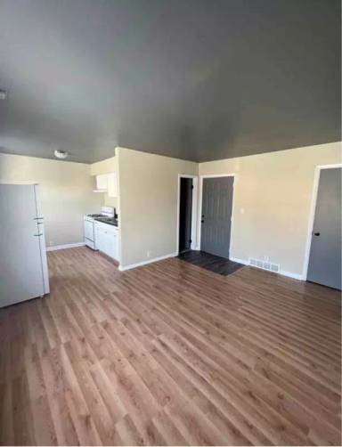 Main picture of 320 N 7th St