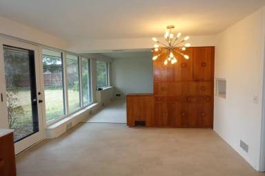 Main picture of 3500 N Mountain View Dr