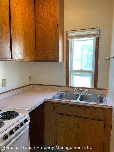 Main picture of 821 10th St N