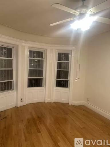 Main picture of 201 Hemlock St