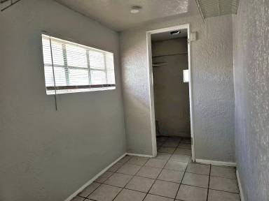 Main picture of 1114 N El Paso St
