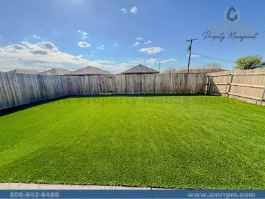 Main picture of 2407 N Avenue N