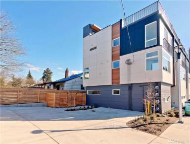 Main picture of 4600 Phinney Ave N
