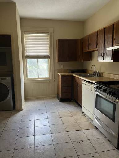 Main picture of 2005 Howard St
