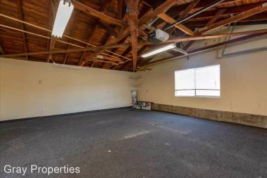 Main picture of 1590 18th St