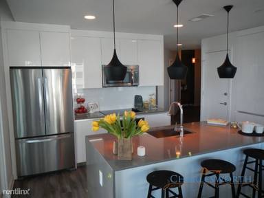 Main picture of 1075 Peachtree St NE