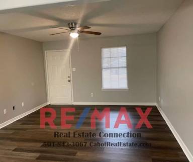 Main picture of 209 Bayles St