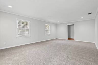 Main picture of 5517 Richmond Rd