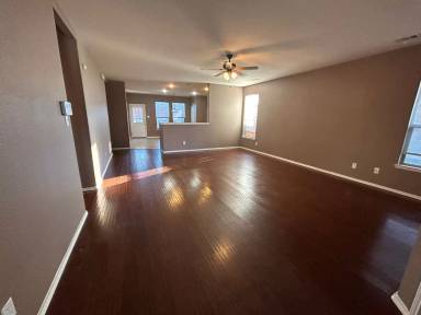 Main picture of 5837 Fantail Dr