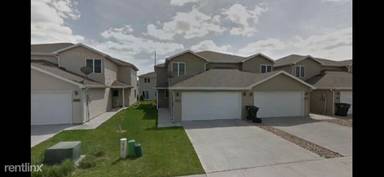 Main picture of 3511 McLaughlin Dr