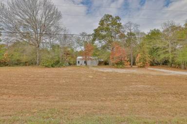 Main picture of 10552 FM 2432 Rd