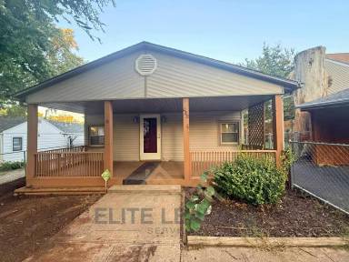Main picture of 432 SE Fairfax St