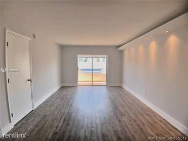 Main picture of 1610 Lenox Ave