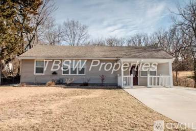 Main picture of 1317 N 94th St