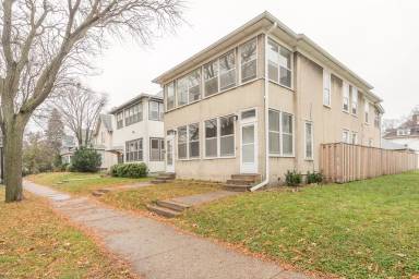Main picture of 1328 Jefferson St NE
