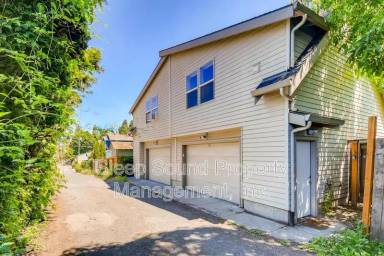 Main picture of 3603 N Albina Ave