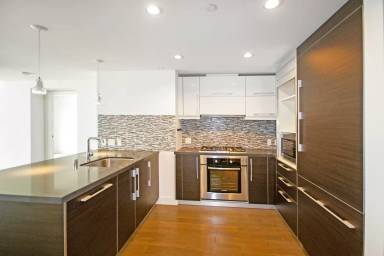 Main picture of 480 Mission Bay Blvd N