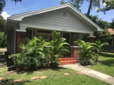 Main picture of 403 W Frances Ave