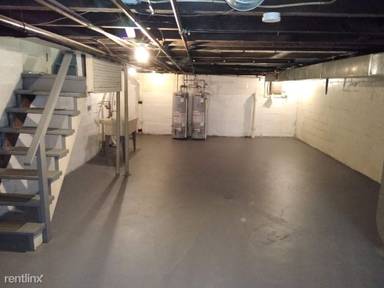 Main picture of 1027 Brownsville Rd