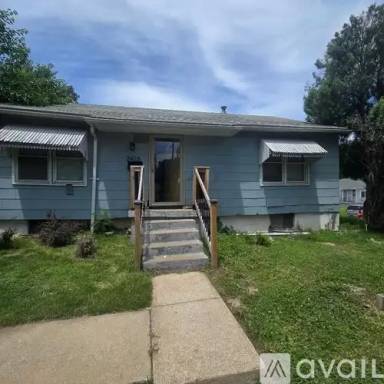Main picture of 2416 E 53rd St