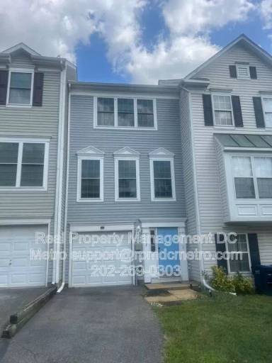 Main picture of 3512 21st St SE