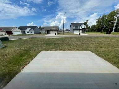 Main picture of 501 Lucky Ln