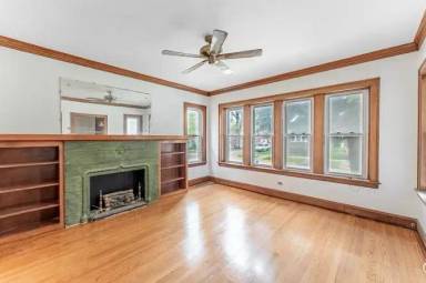Main picture of 1302 S 56th Ct