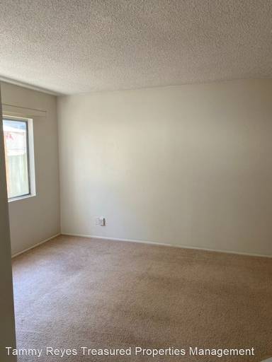 Main picture of 2605 Gates Ave