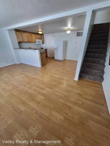 Main picture of 1417 E Long St