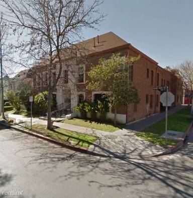 Main picture of 367 N Orange Grove Ave