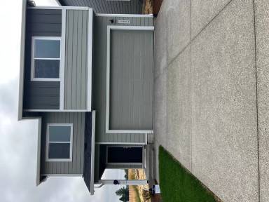 Main picture of 15001 Iverson Loop SE