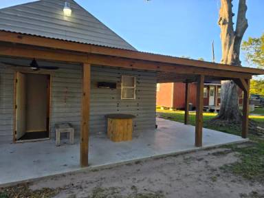 Main picture of 267 Center St