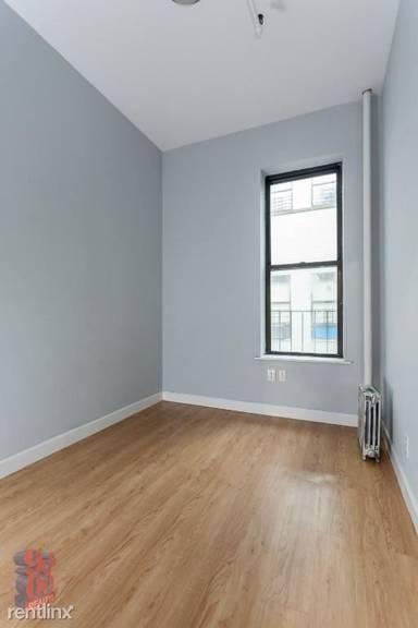 Main picture of 358 W 51st St