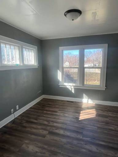 Main picture of 702 W Murphy St