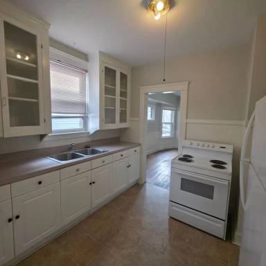 Main picture of 1363 Cranford Ave