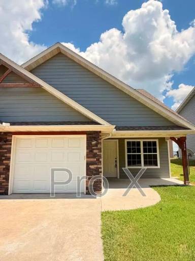 Main picture of 606 Easton