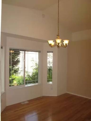Main picture of 801 N 145th Ct