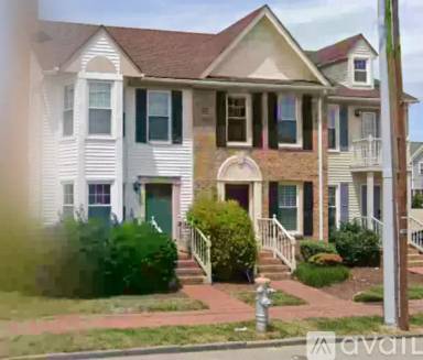 Main picture of 328 Green St