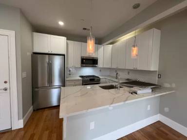 Main picture of 73 Pearl St