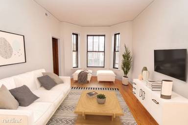 Main picture of 916 N Ashland Ave
