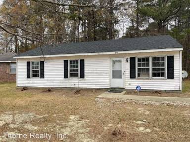 Main picture of 1840 East Trail Dr SE