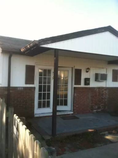 Main picture of 9581 19th Bay St