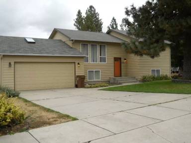 Main picture of 3725 E 8th Ave