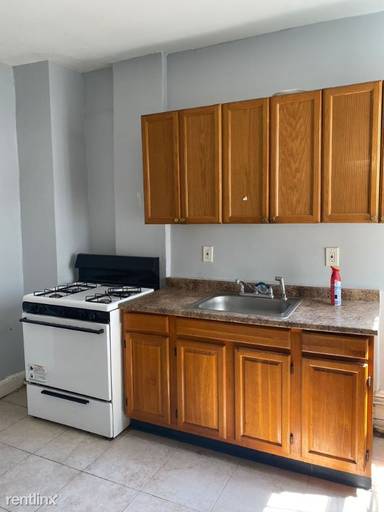 Main picture of 45 W 54th St