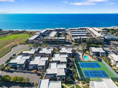 Main picture of 844 S Sierra Ave