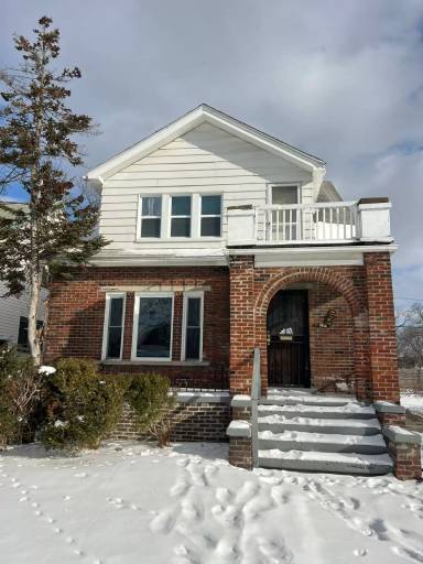 Main picture of 15710 Snowden St