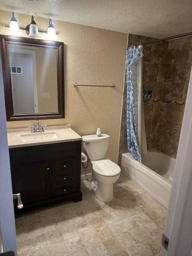 Main picture of 372 English Sparrow Dr
