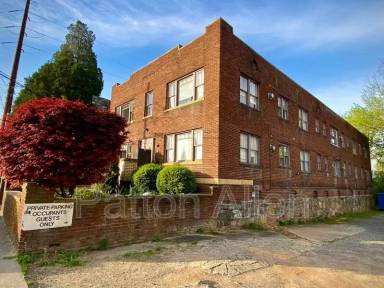 Main picture of 60 Flint St
