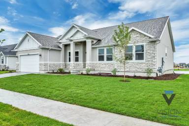 Main picture of 356 E Gilbert Peak Way