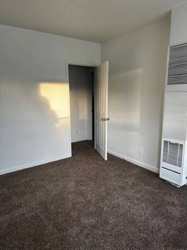 Main picture of 1740 Stewart St